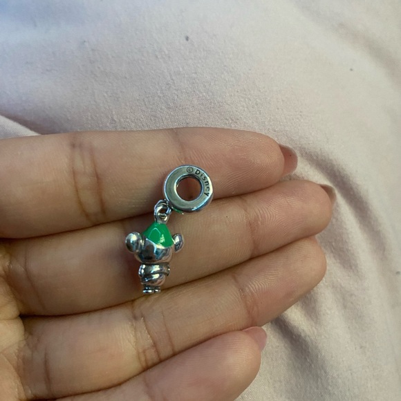 Pandora x Disney Cinderella Gus Mouse Dangle Charm - Picture 2 of 3